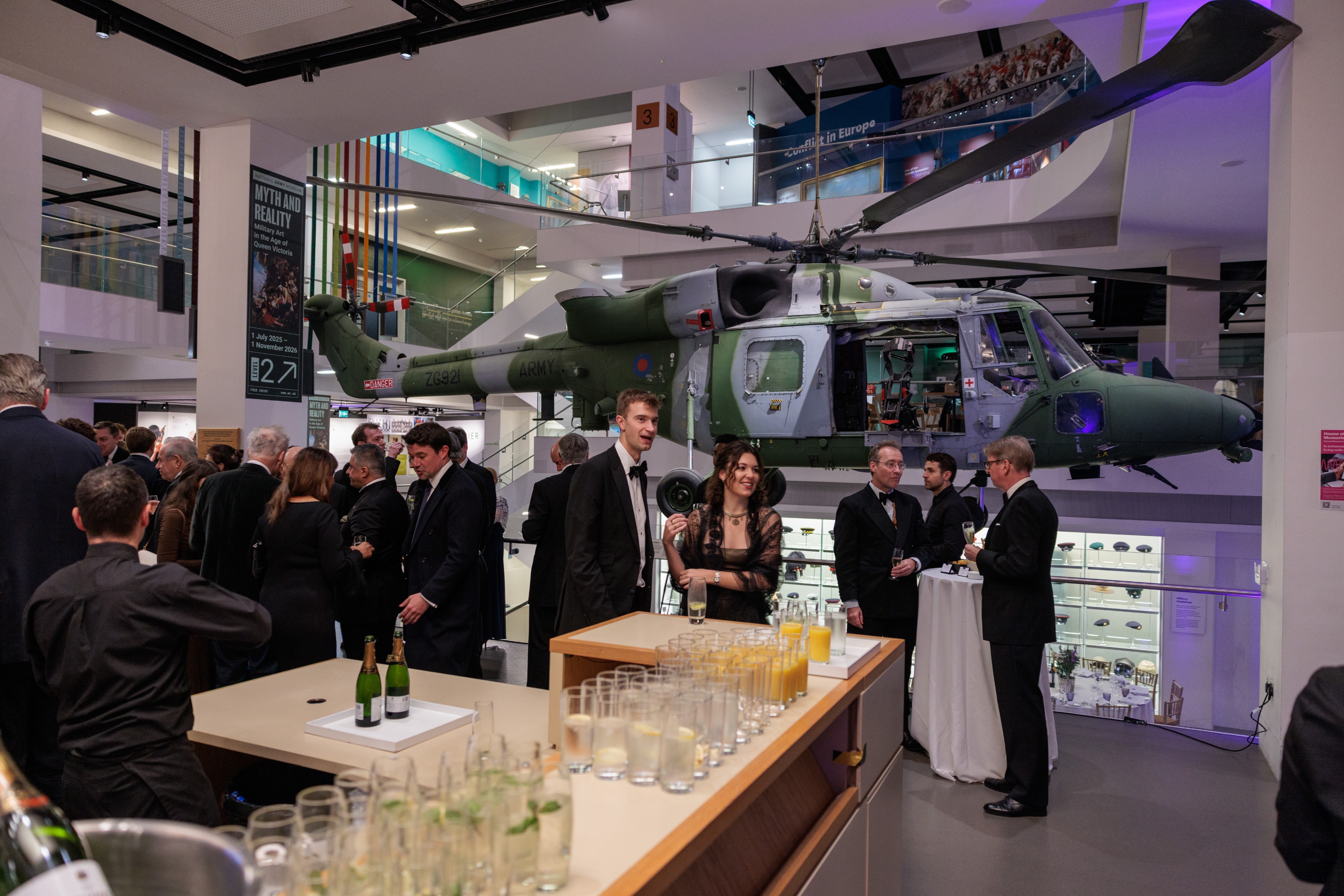 Guests networking over drinks at the 2025 MEA Gala Dinner